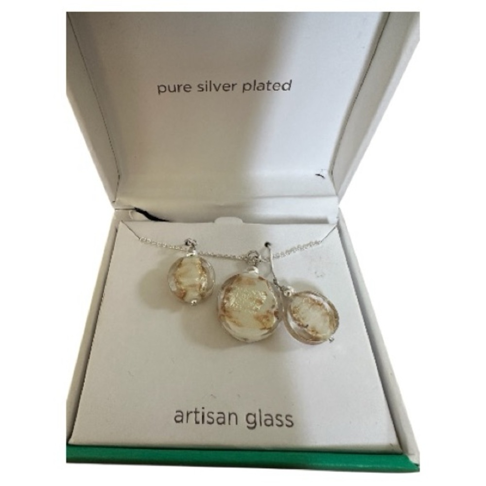 Artisan Glass Silver Plated Necklace Set new in box